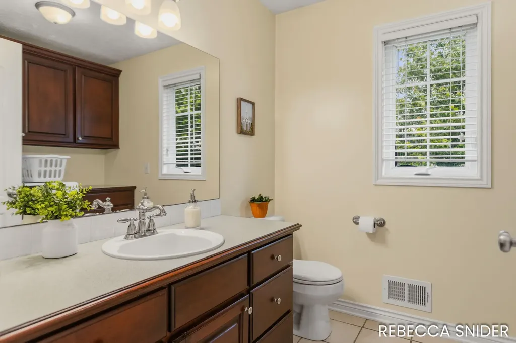 7374 Andy Court Georgetown Charter Township MI 49426