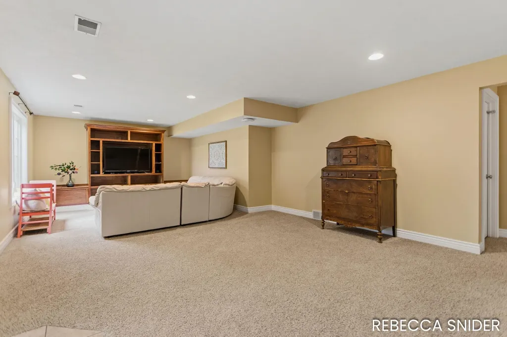 7374 Andy Court Georgetown Charter Township MI 49426