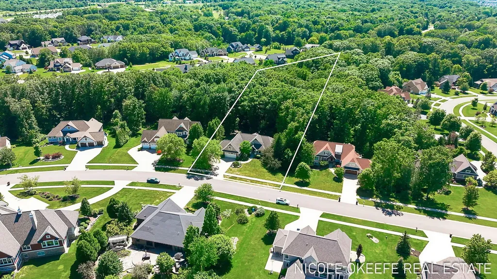 566 Stonehenge Drive SW Georgetown Charter Township MI 49418