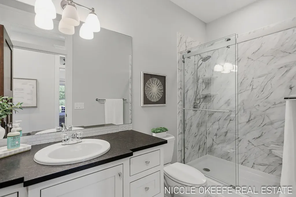 566 Stonehenge Drive SW Georgetown Charter Township MI 49418