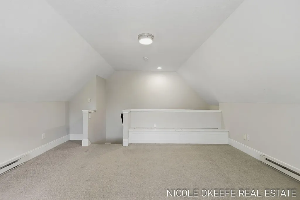 566 Stonehenge Drive SW Georgetown Charter Township MI 49418