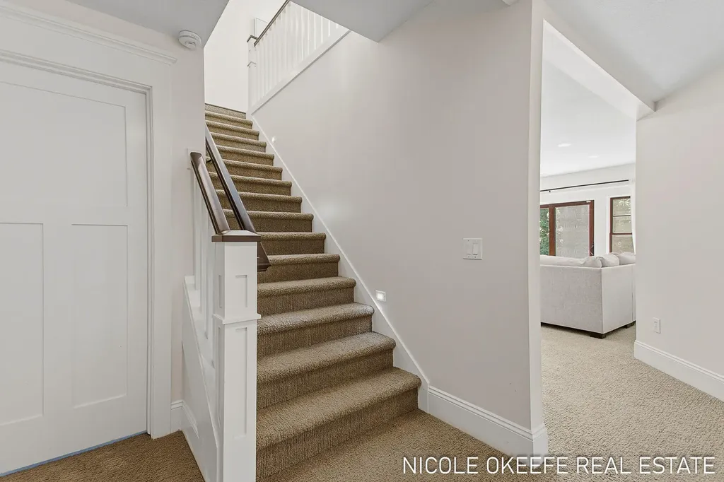 566 Stonehenge Drive SW Georgetown Charter Township MI 49418