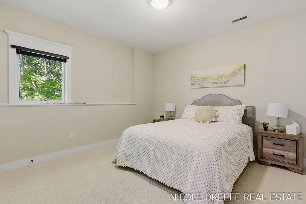 566 Stonehenge Drive SW Georgetown Charter Township MI 49418