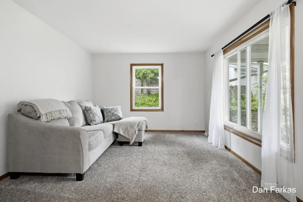 4380 Knickerbocker Court SW Wyoming City MI 49519