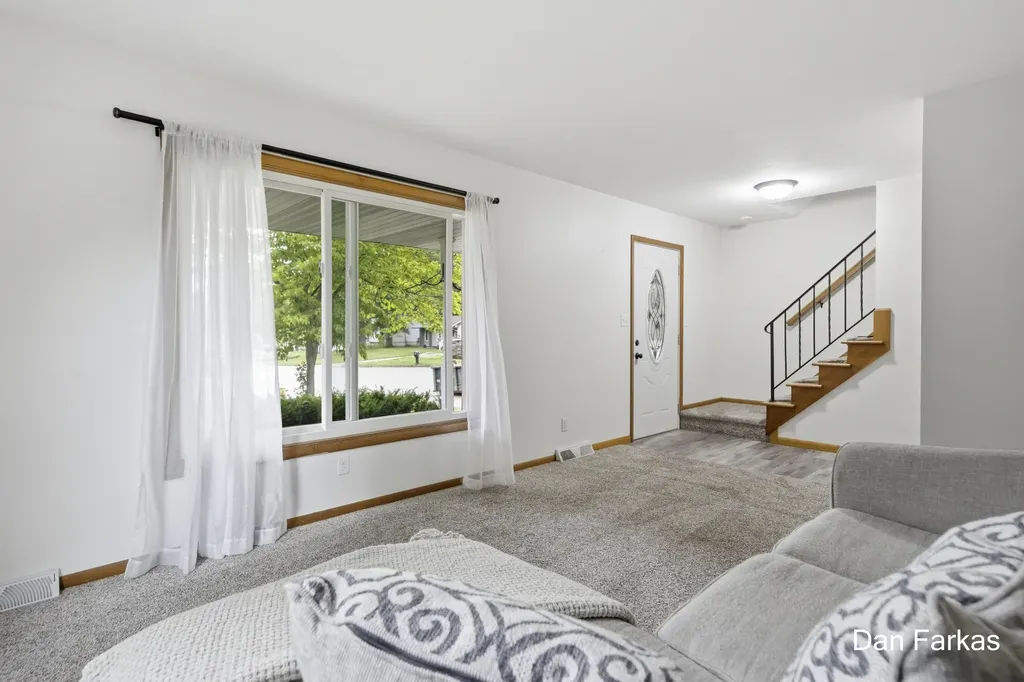 4380 Knickerbocker Court SW Wyoming City MI 49519