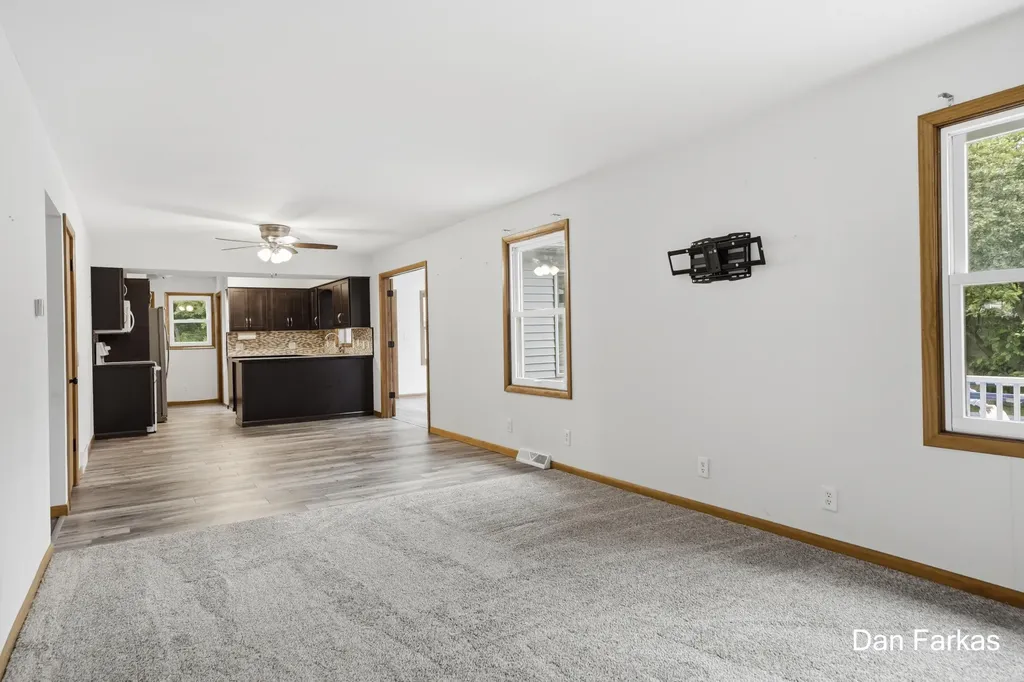 4380 Knickerbocker Court SW Wyoming City MI 49519
