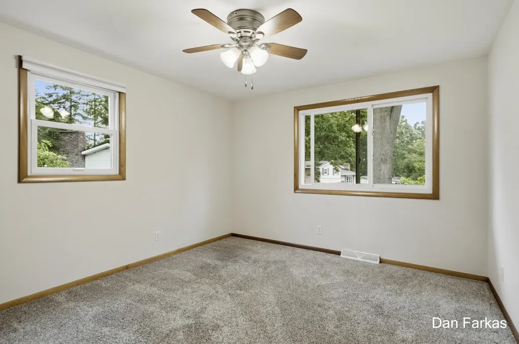 4380 Knickerbocker Court SW Wyoming City MI 49519