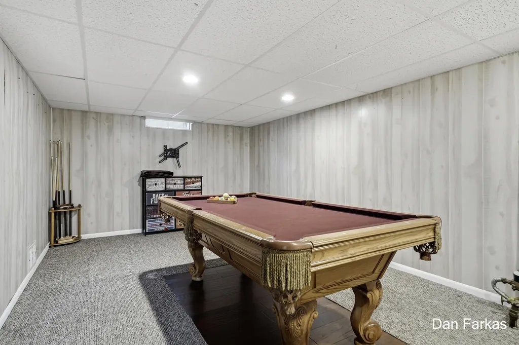4380 Knickerbocker Court SW Wyoming City MI 49519