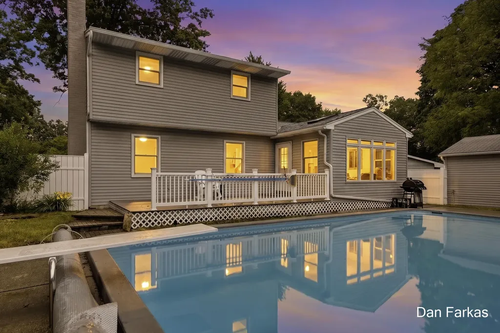 4380 Knickerbocker Court SW Wyoming City MI 49519