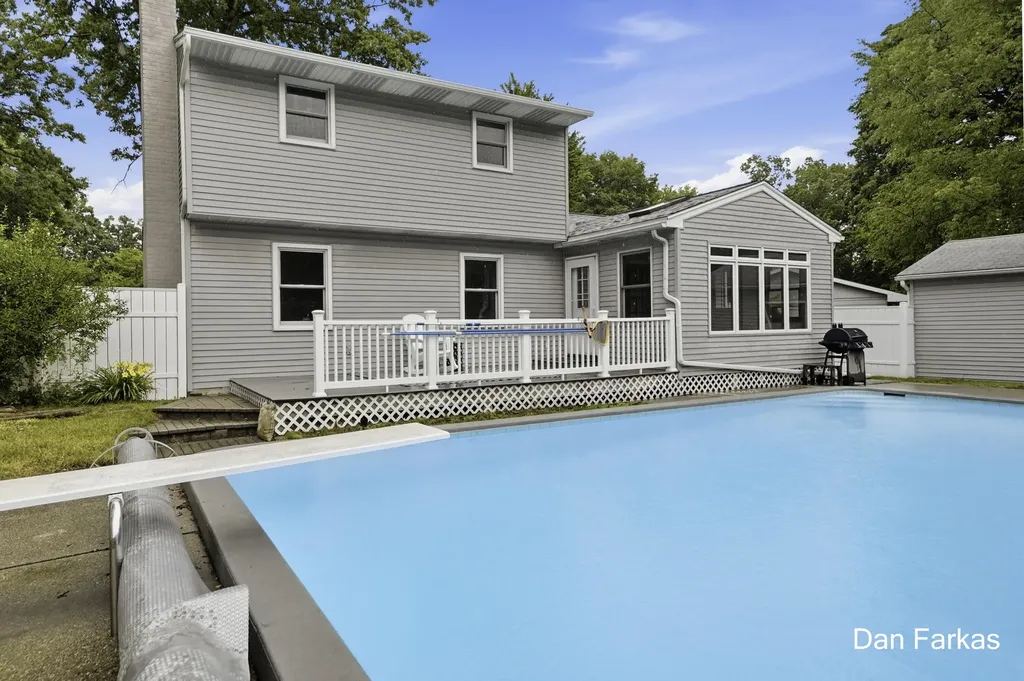 4380 Knickerbocker Court SW Wyoming City MI 49519