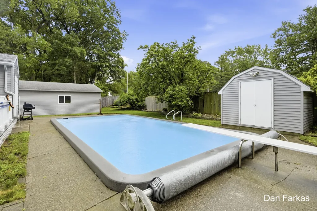 4380 Knickerbocker Court SW Wyoming City MI 49519