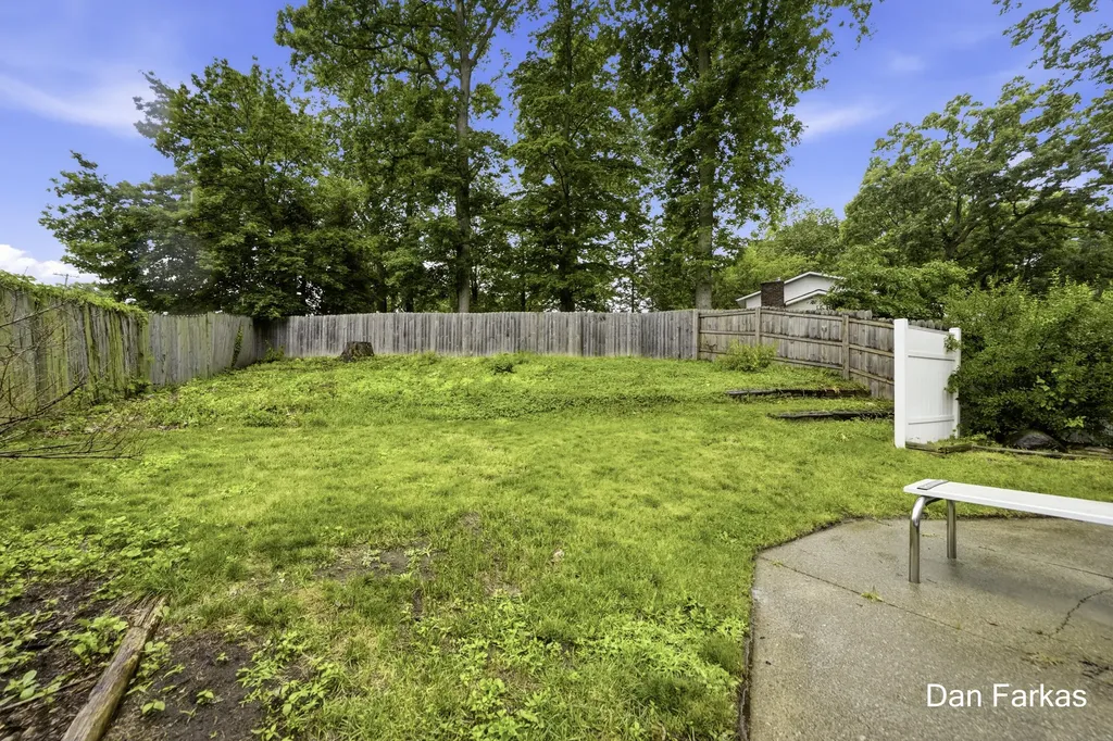 4380 Knickerbocker Court SW Wyoming City MI 49519