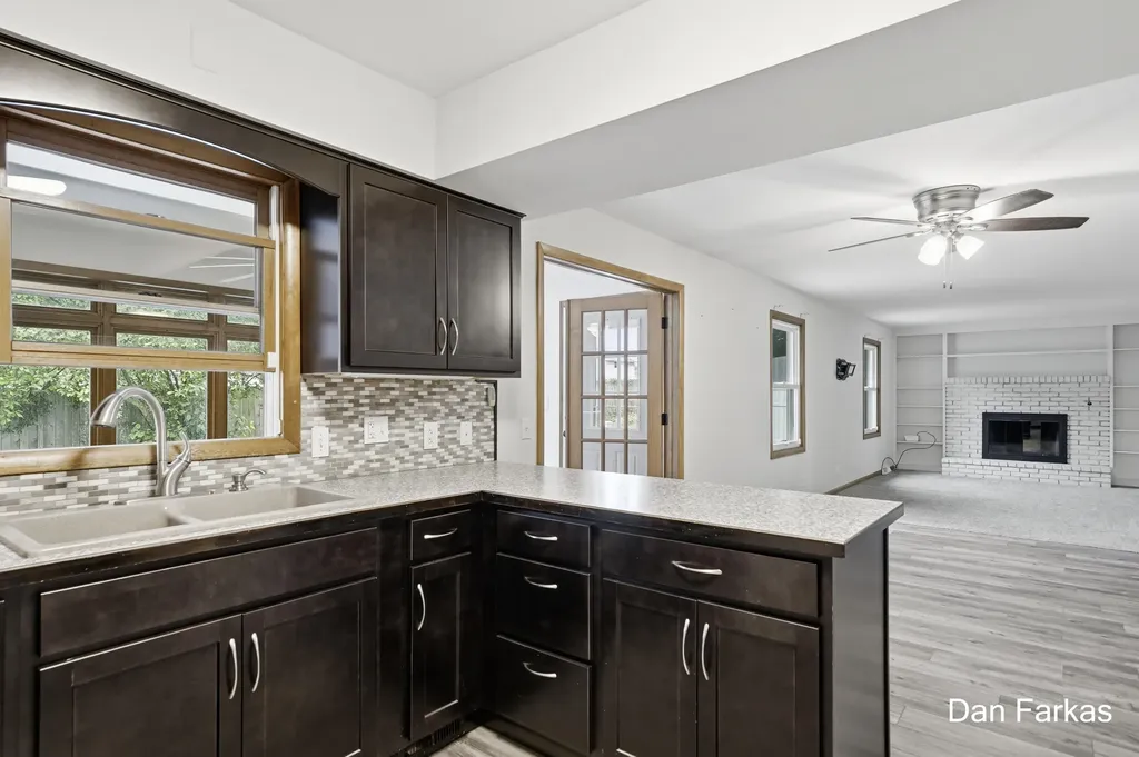 4380 Knickerbocker Court SW Wyoming City MI 49519