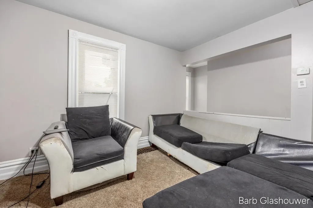 1559 Forrest Avenue NE Grand Rapids City MI 49505