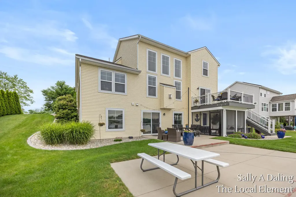 11520 84th Avenue Allendale Charter Township MI 49401