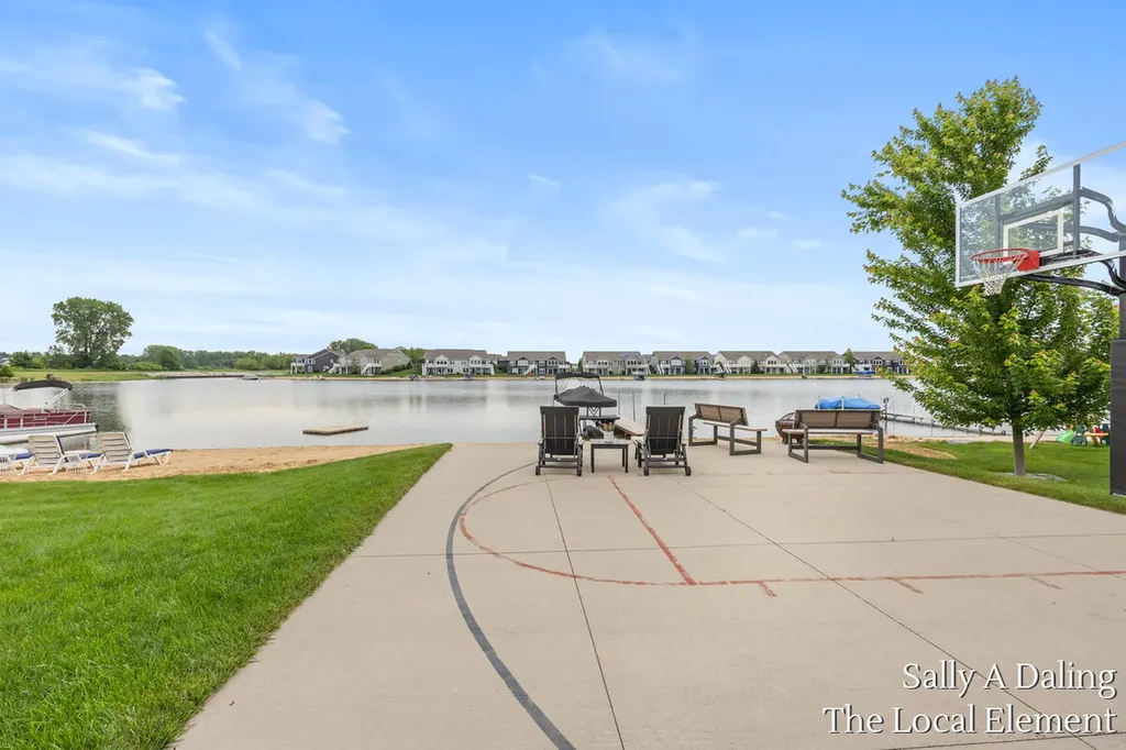 11520 84th Avenue Allendale Charter Township MI 49401