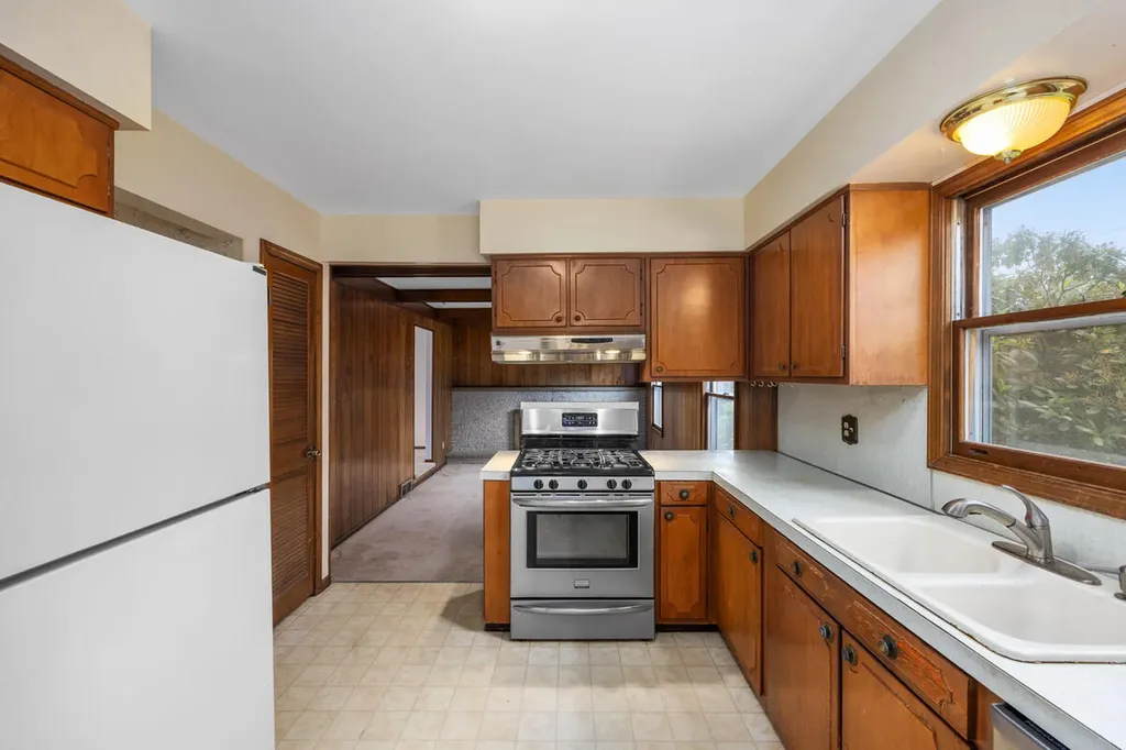 1365 Marwood Drive SE Kentwood City MI 49508