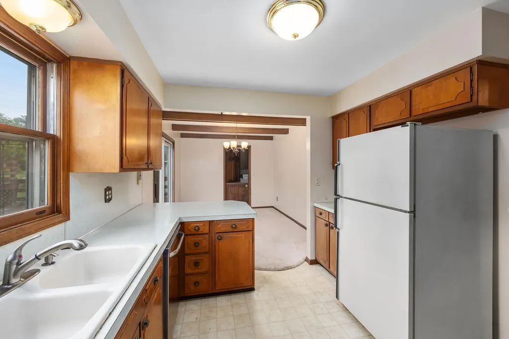 1365 Marwood Drive SE Kentwood City MI 49508