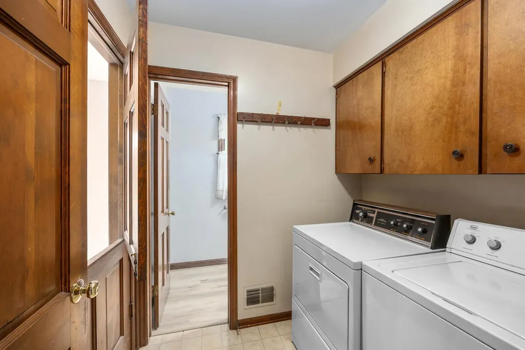 1365 Marwood Drive SE Kentwood City MI 49508