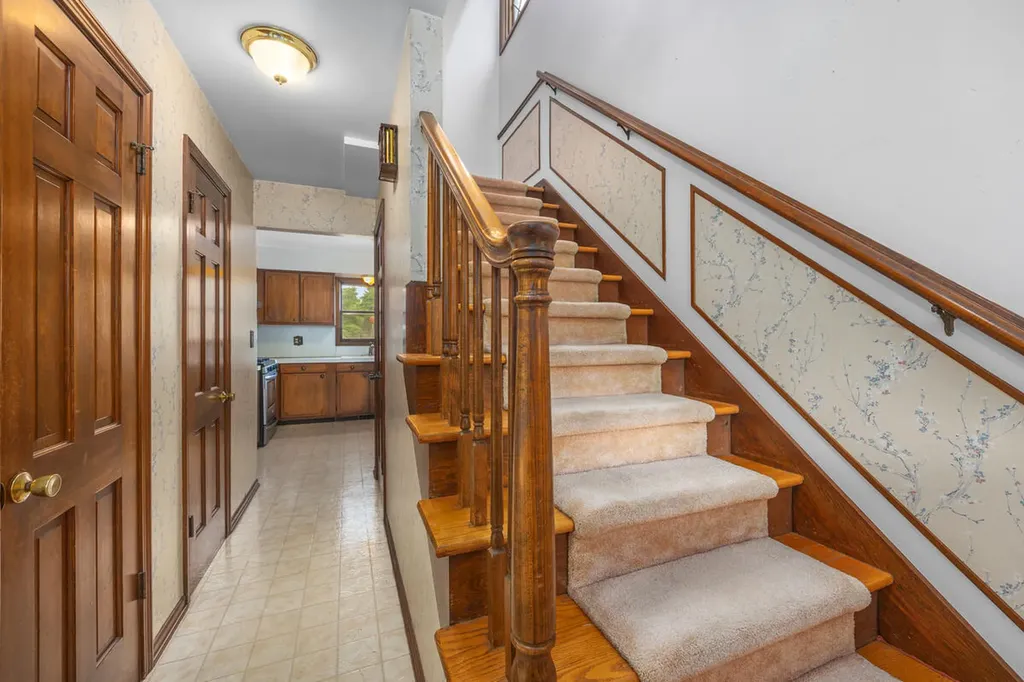 1365 Marwood Drive SE Kentwood City MI 49508