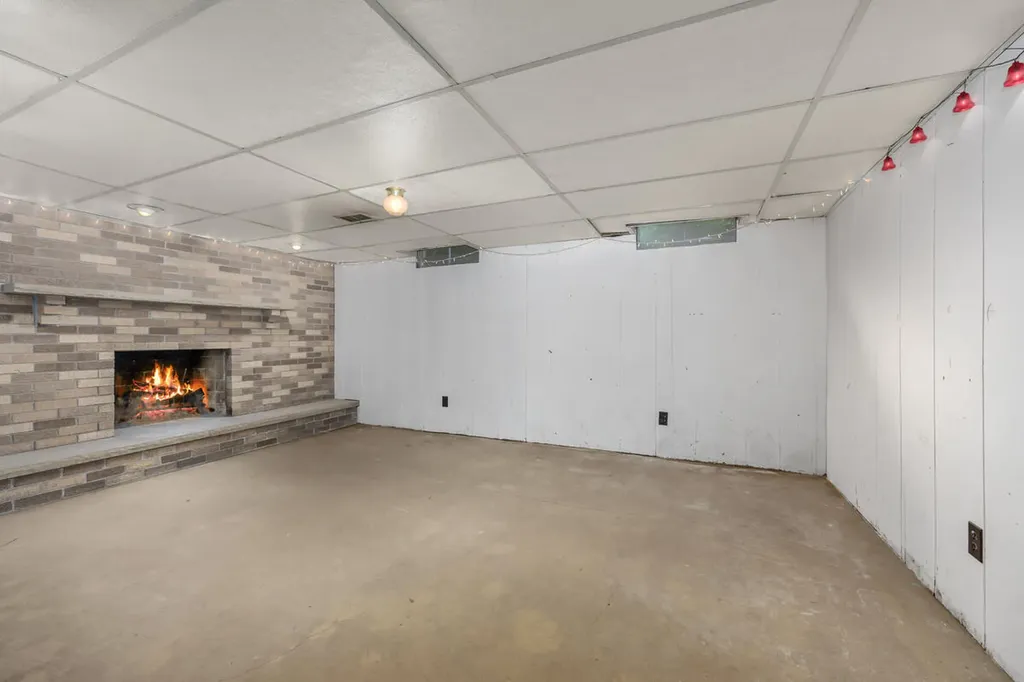 1365 Marwood Drive SE Kentwood City MI 49508