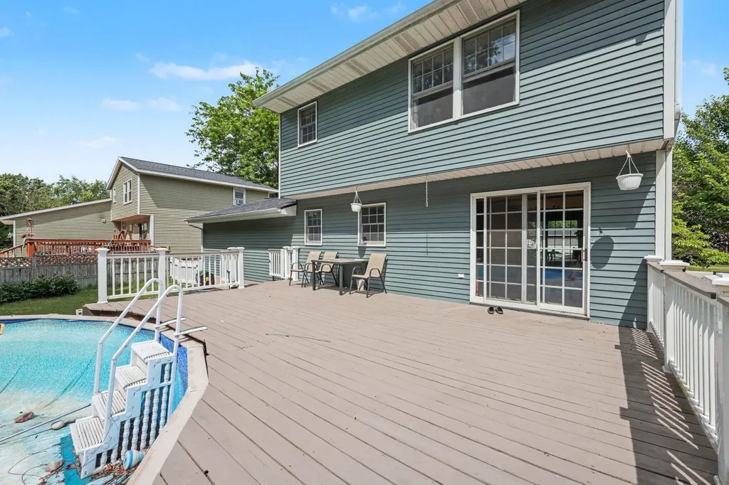 579 Venna Place Coopersville City MI 49404