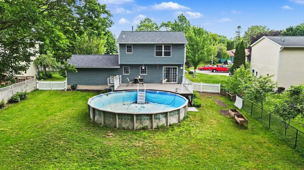 579 Venna Place Coopersville City MI 49404