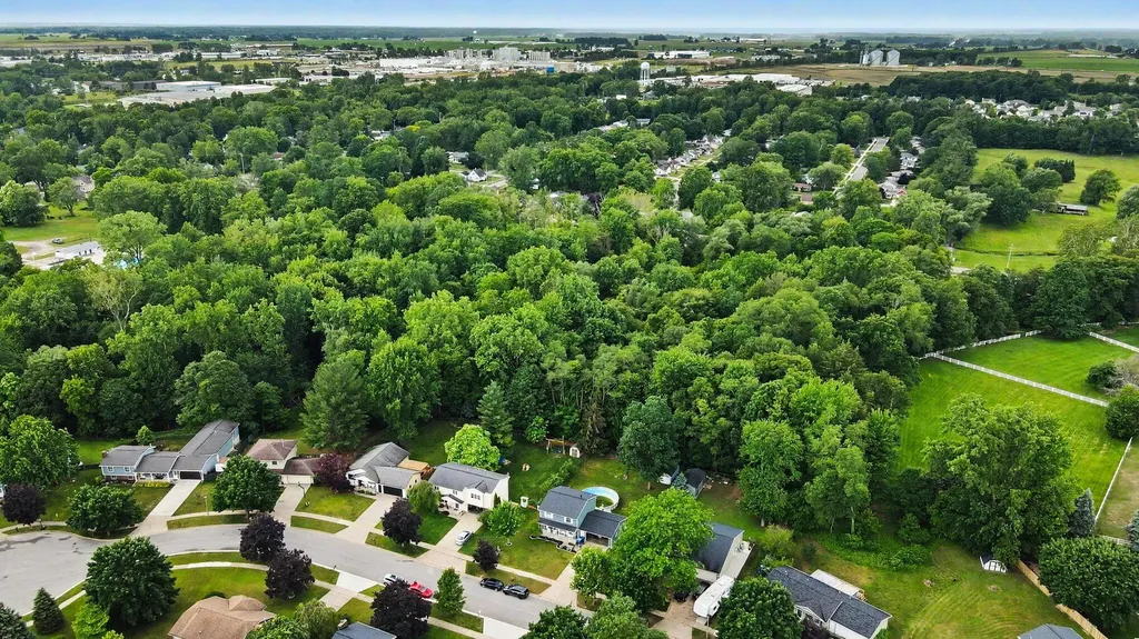 579 Venna Place Coopersville City MI 49404