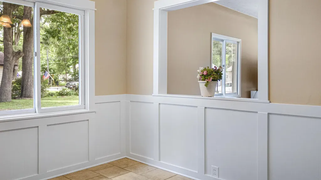 319 Holly Street SW Wyoming City MI 49548