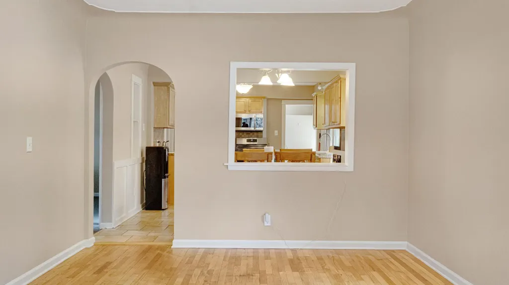 319 Holly Street SW Wyoming City MI 49548