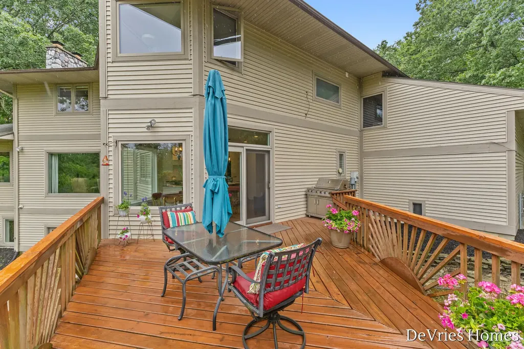 333 Fennessey Street SW Tallmadge Charter Township MI 49534