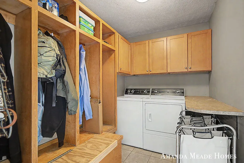 5771 Jamail NE Plainfield Charter Township MI 49306