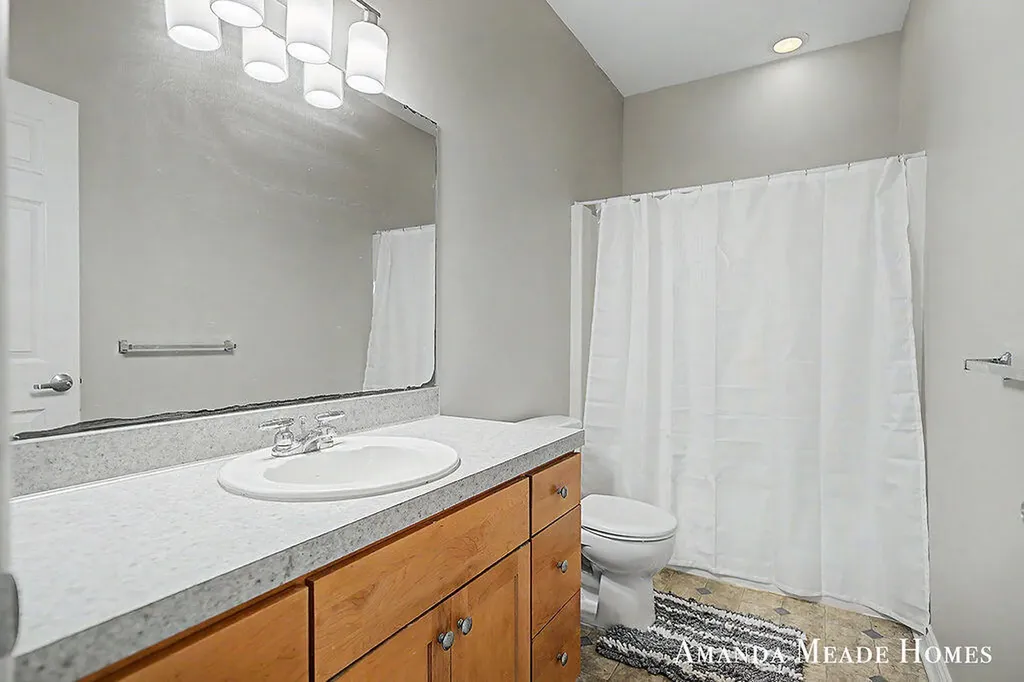 5771 Jamail NE Plainfield Charter Township MI 49306