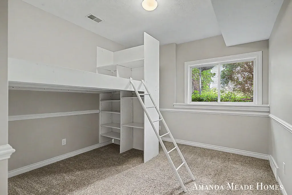 5771 Jamail NE Plainfield Charter Township MI 49306