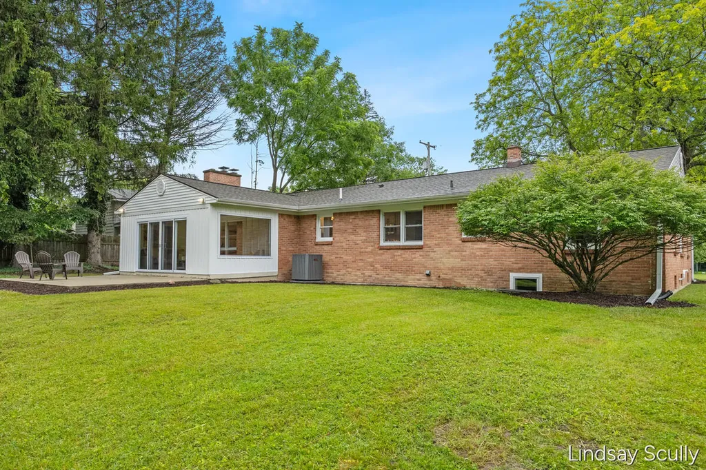 1955 Millbank Street SE Grand Rapids City MI 49508
