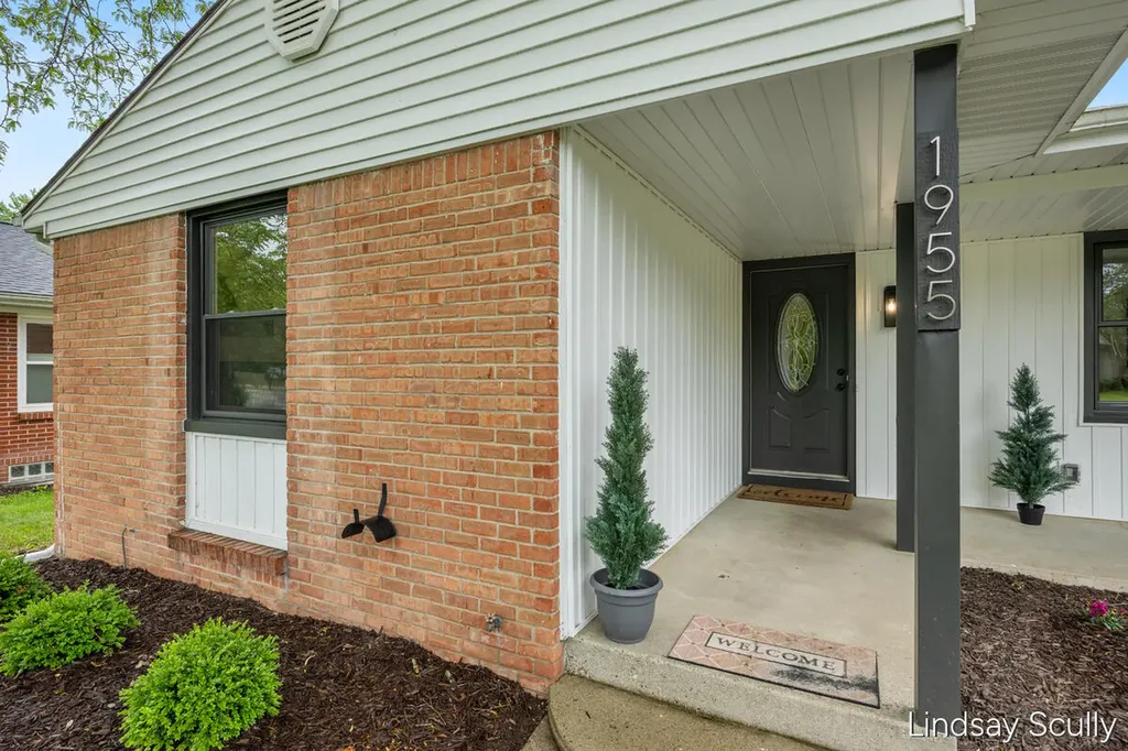 1955 Millbank Street SE Grand Rapids City MI 49508