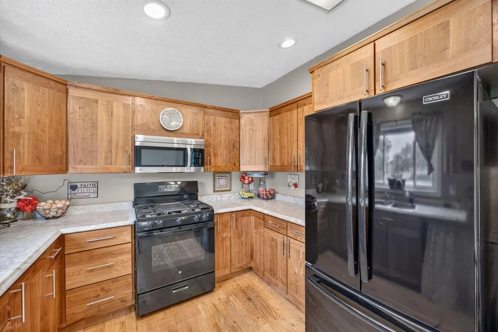 5110 N Cedar Lake Road NE Day Township MI 48829