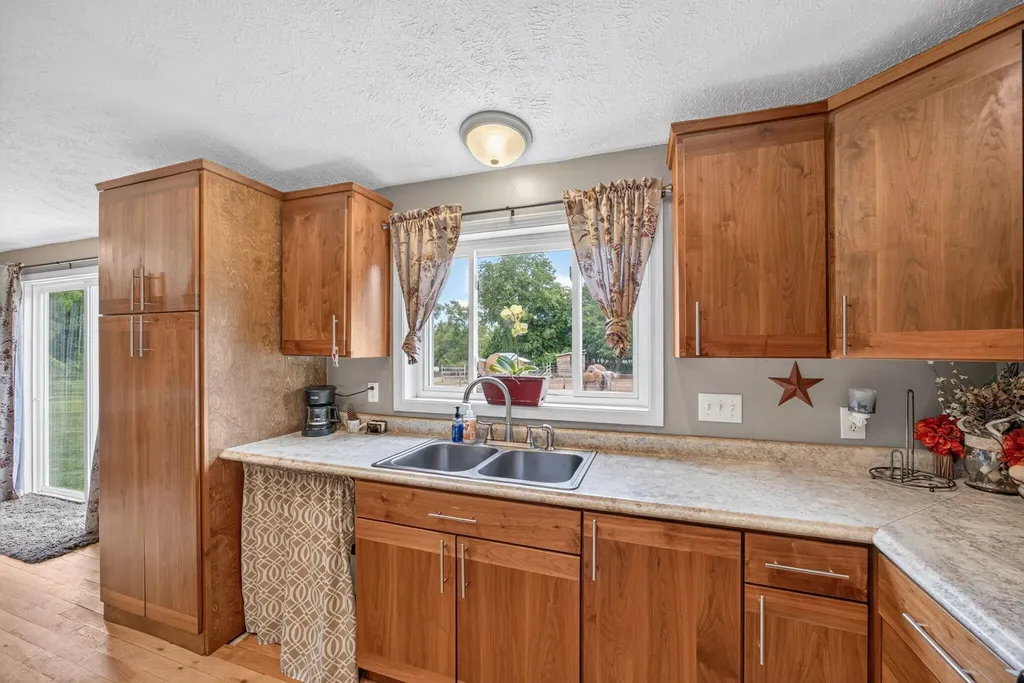 5110 N Cedar Lake Road NE Day Township MI 48829