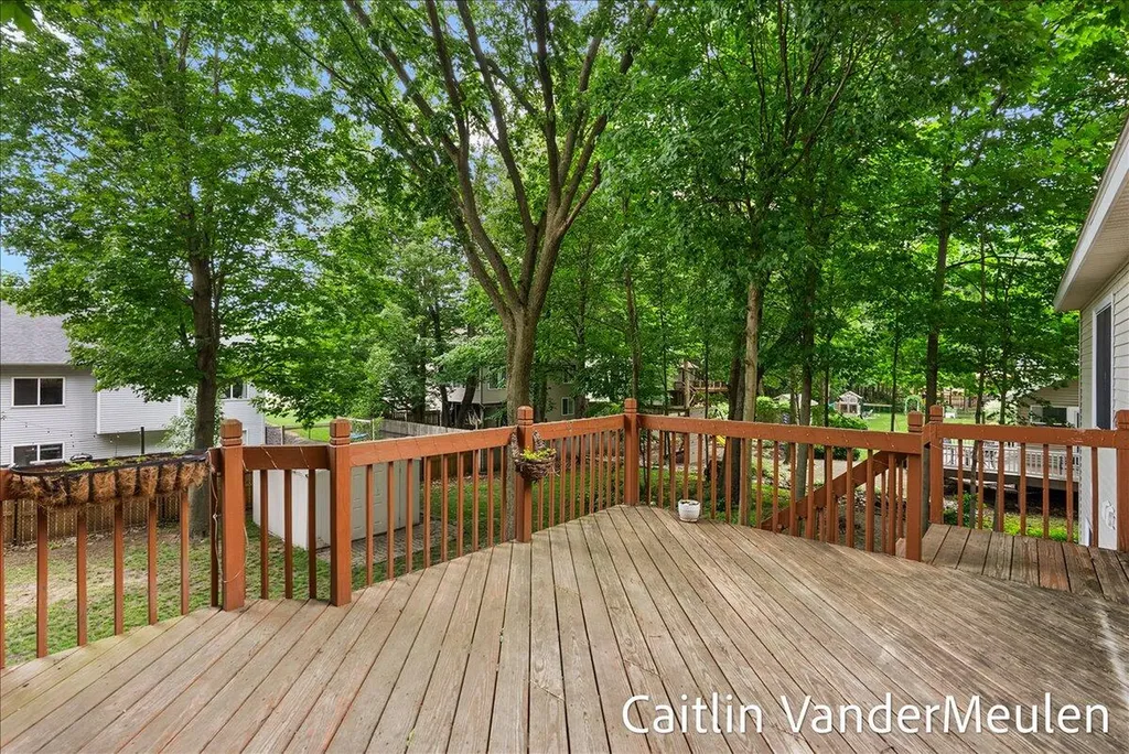 11035 Timberline Drive Allendale Charter Township MI 49401