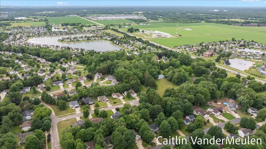 11035 Timberline Drive Allendale Charter Township MI 49401