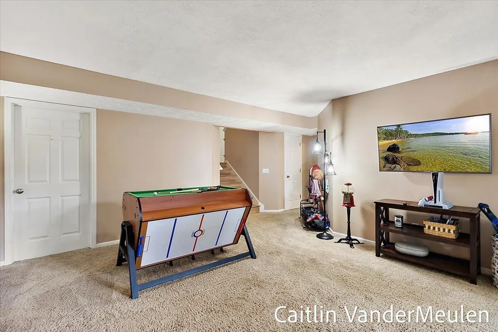 11035 Timberline Drive Allendale Charter Township MI 49401