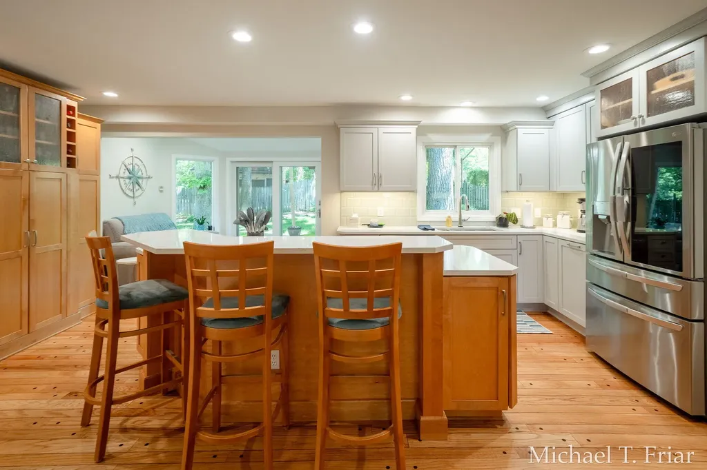 7421 Treeline Drive SE Cascade Charter Township MI 49546