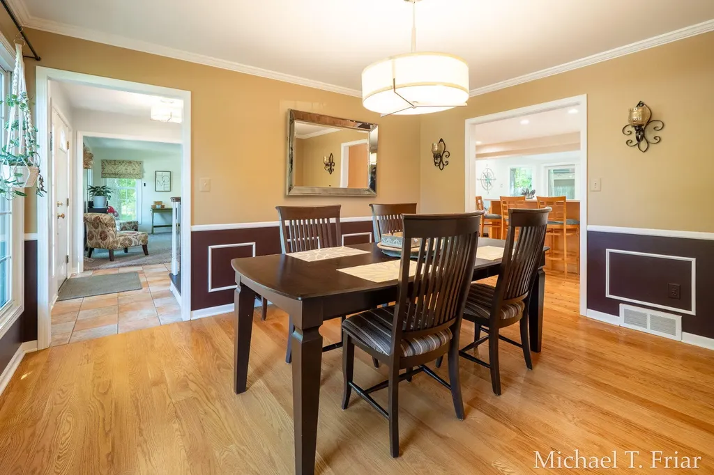 7421 Treeline Drive SE Cascade Charter Township MI 49546