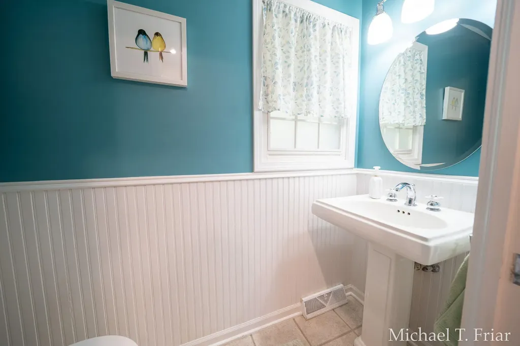 7421 Treeline Drive SE Cascade Charter Township MI 49546