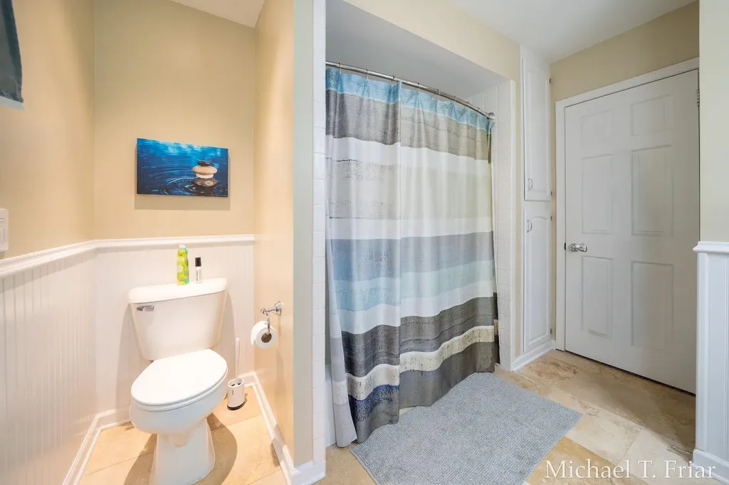 7421 Treeline Drive SE Cascade Charter Township MI 49546
