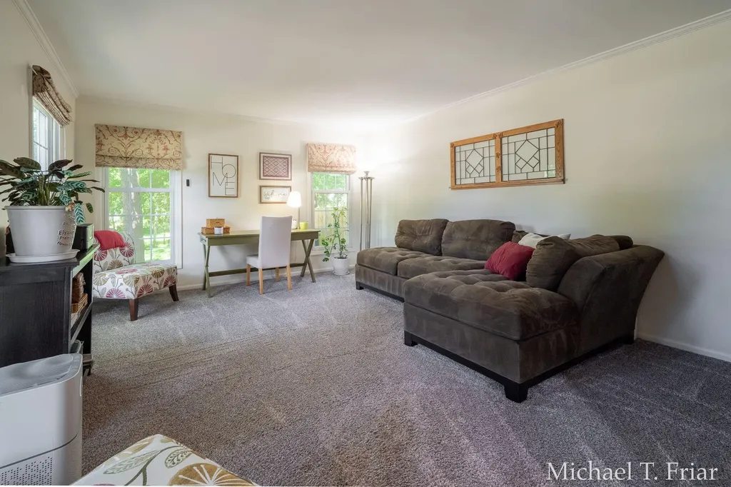 7421 Treeline Drive SE Cascade Charter Township MI 49546