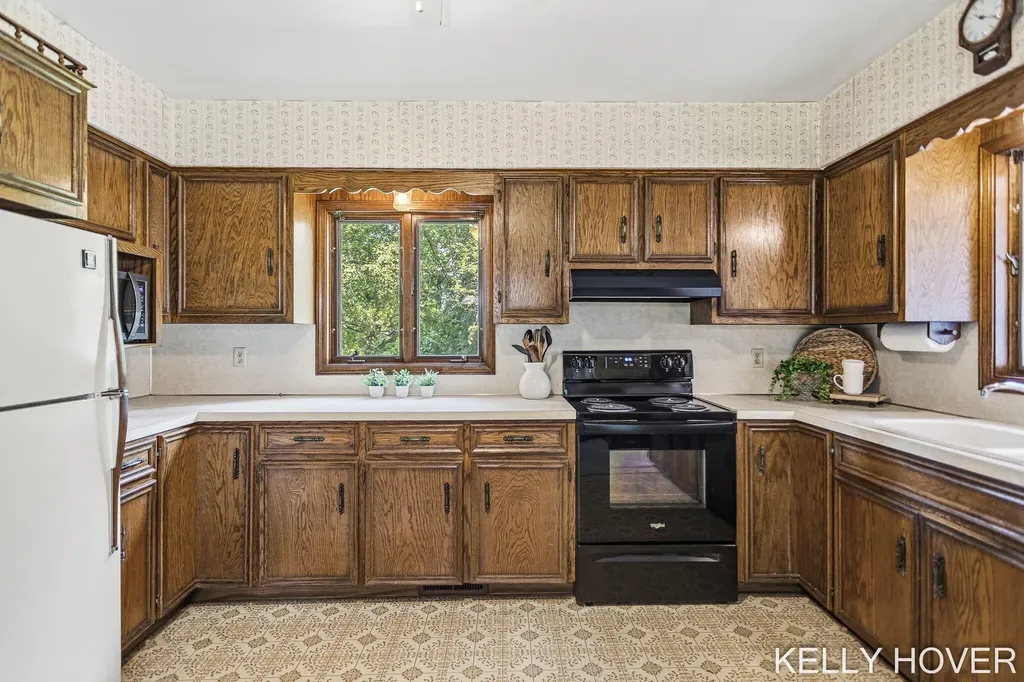 1191 144th Avenue Dorr Township MI 49348