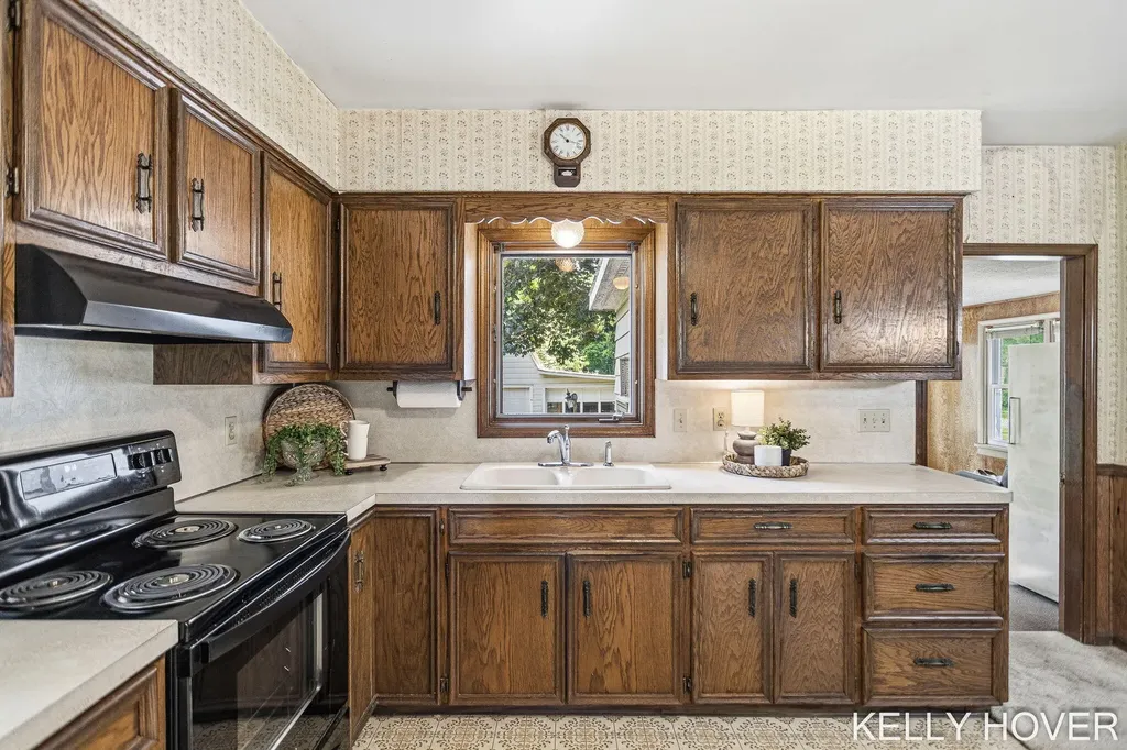 1191 144th Avenue Dorr Township MI 49348