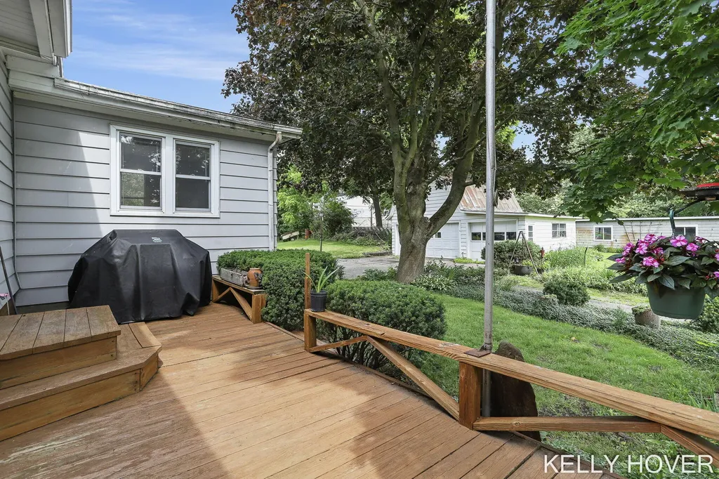 1191 144th Avenue Dorr Township MI 49348