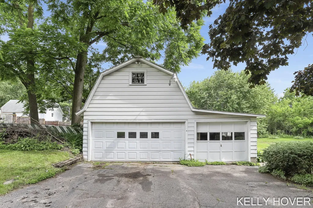1191 144th Avenue Dorr Township MI 49348